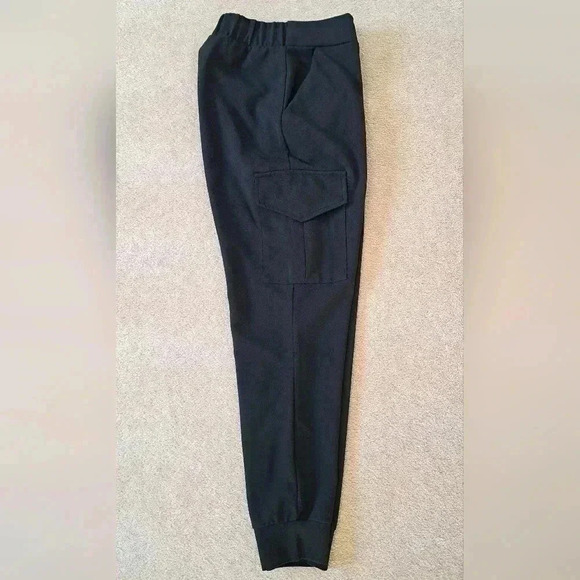 ❤️ Ardene Black Cargo Pants Medium - Picture 1 of 9